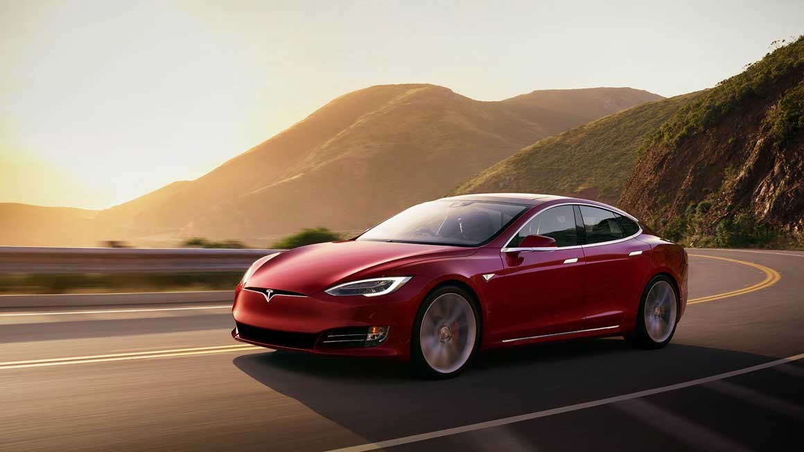 5 Reasons Why Tesla is the Future of Cars
